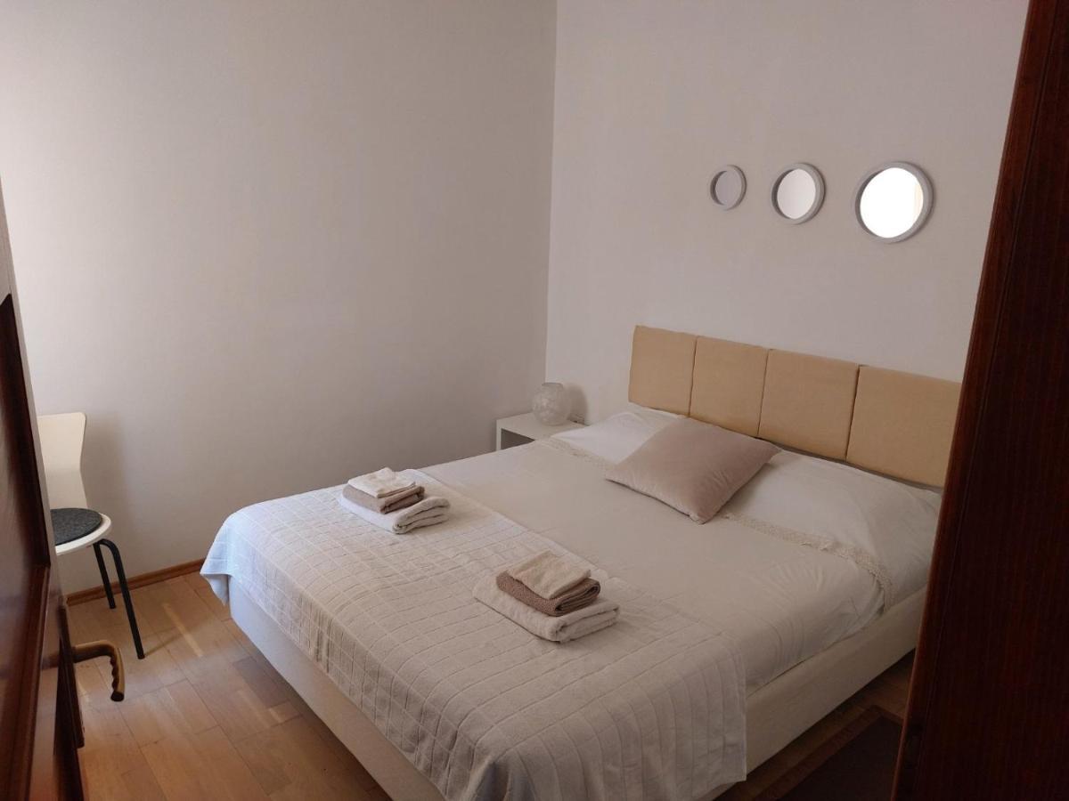 Apartman Iskra Leilighet Jadranovo Eksteriør bilde